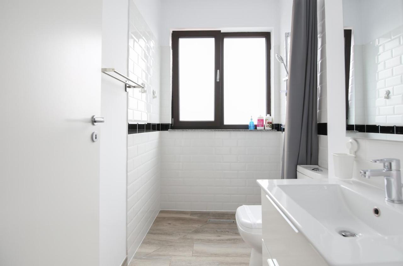 Vitan Central Oasis ---Free Secured Private Parking---Self Check-In-- Bucarest Exterior foto