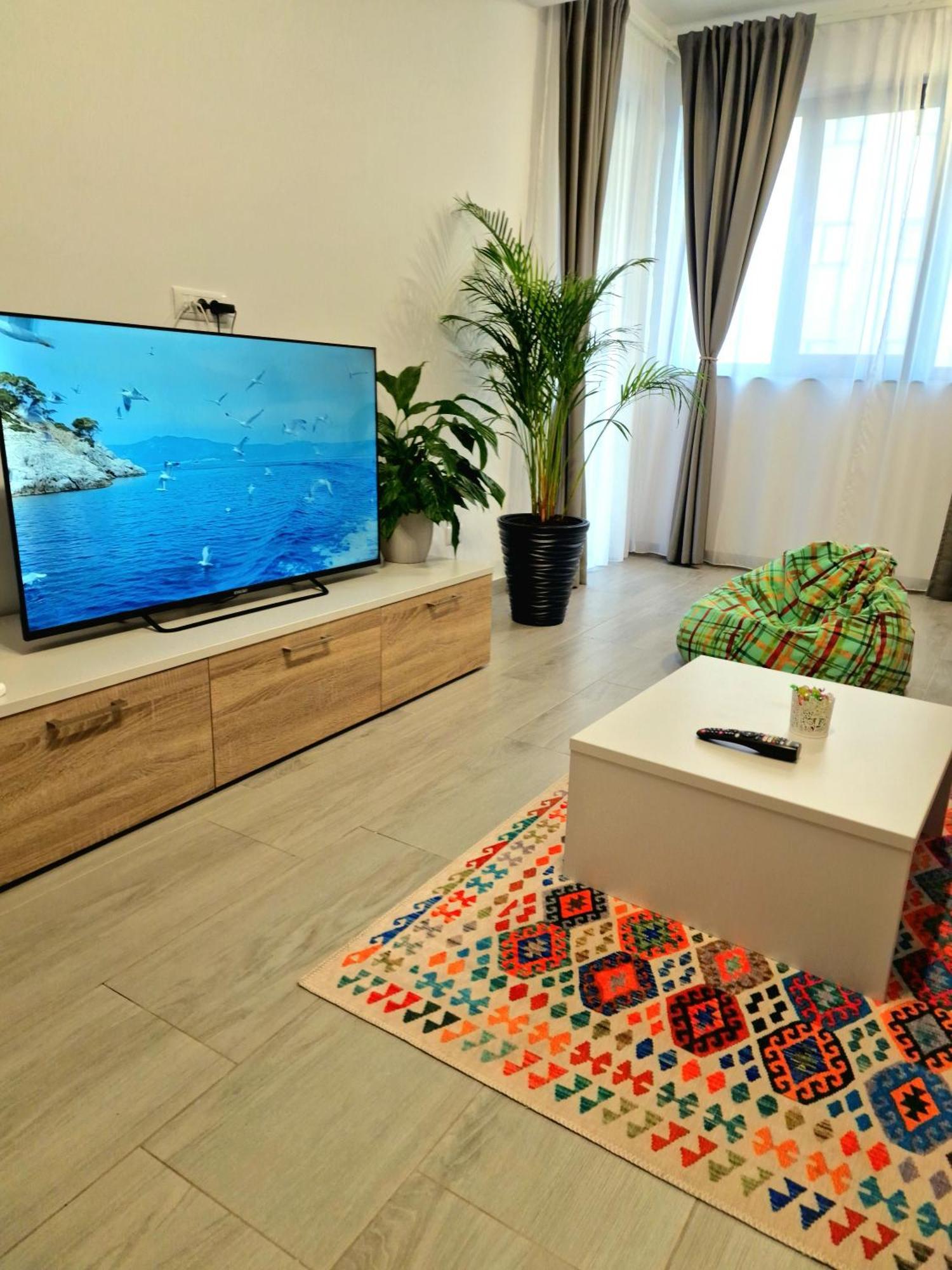 Vitan Central Oasis ---Free Secured Private Parking---Self Check-In-- Bucarest Exterior foto